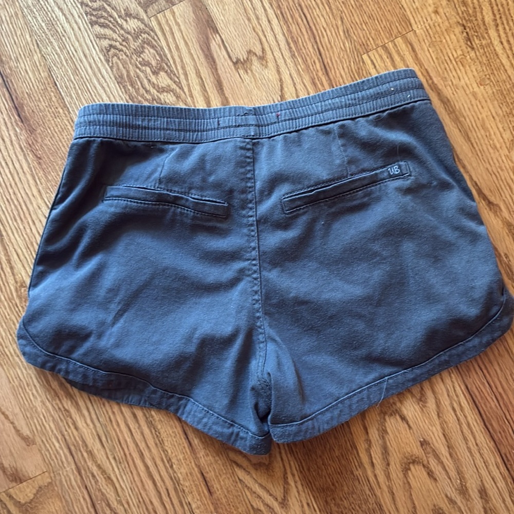EUC Union Bay Juniors Charcoal Shorts - Picture 4 of 6